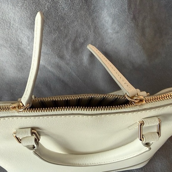Dooney & Bourke White Satchel - Picture 6 of 12